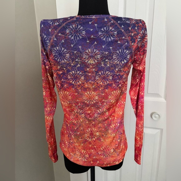 Reel Life Women's AOP Sundial Fish Long Sleeve UV Fishing Shirt Size Small - Picture 2 of 4